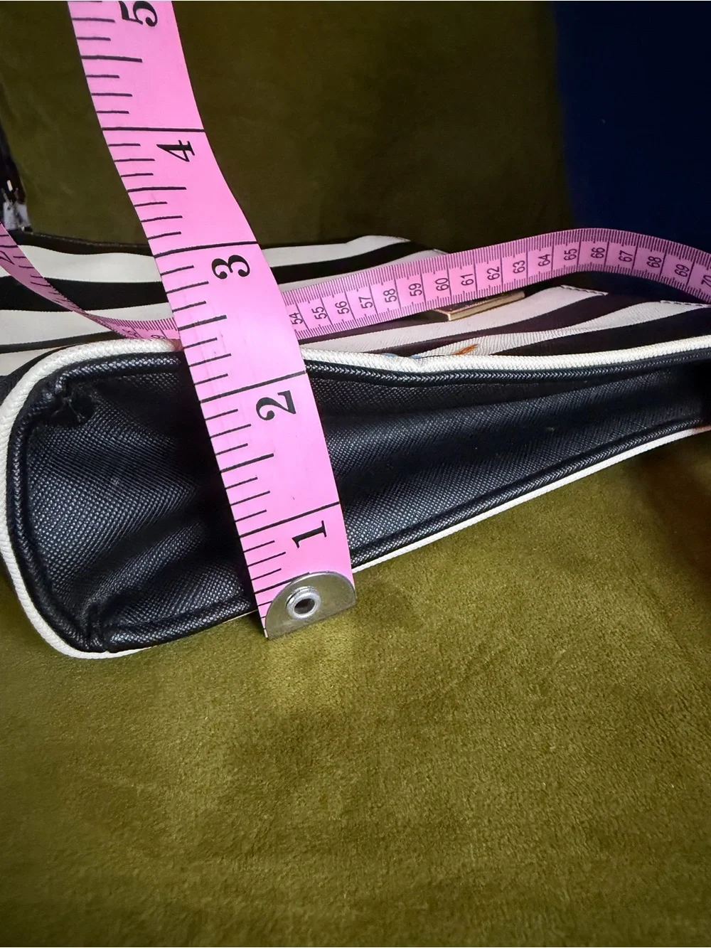 Betsey Johnson bold black